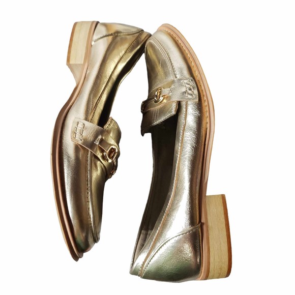 Wanted Women's size 10 Gold Metallic 1" Heel Loafers - Picture 4 of 9